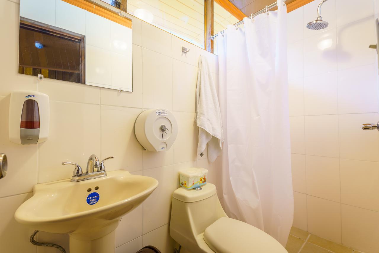 Hotel Central Бокете Екстер'єр фото